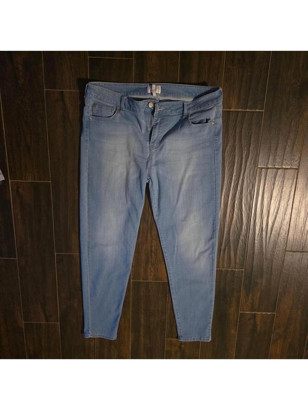 Celebrity Pink Women's Blue Jeans
